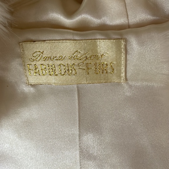 Donna Salyer’s Fabulous Furs girls faux vest. Size M. Super chic hooded style. - Picture 2 of 4